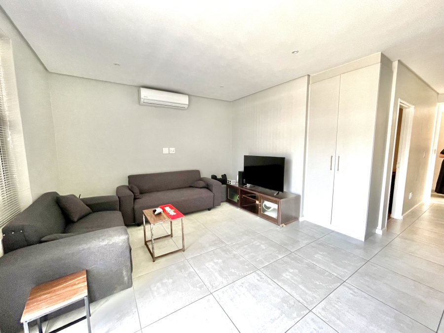 1 Bedroom Property for Sale in Hoog En Droog Western Cape